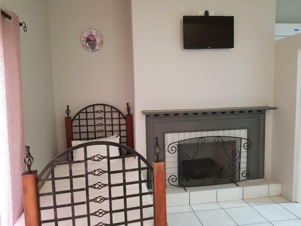 Zonnevanger Guesthouse Noorder-Paarl Екстер'єр фото