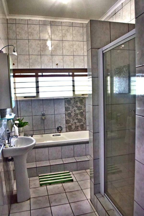 Zonnevanger Guesthouse Noorder-Paarl Екстер'єр фото